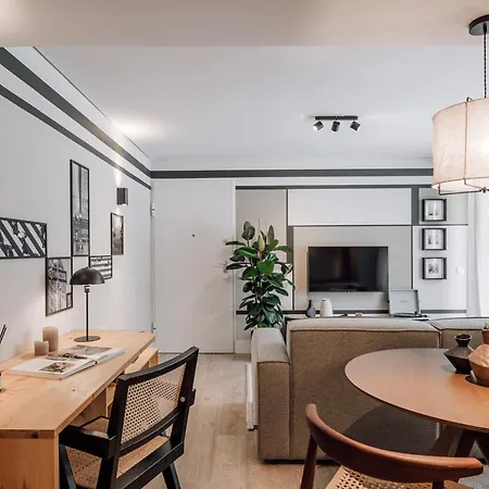 Lucien - 1 Bedroom And Balcony In Santo Antonio * Lizbona