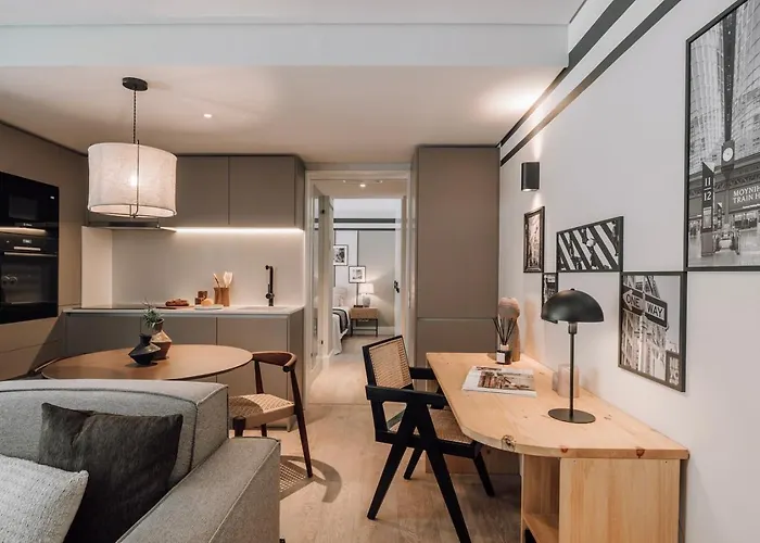 Appartement Lucien - 1 Bedroom And Balcony In Santo Antonio