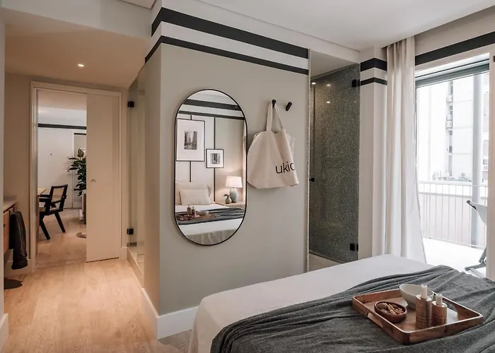 Lucien - 1 Bedroom And Balcony In Santo Antonio דירה