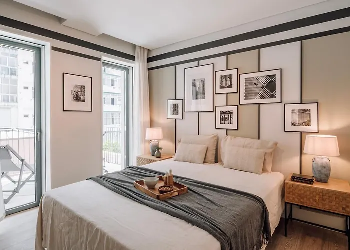 Lucien - 1 Bedroom And Balcony In Santo Antonio דירה